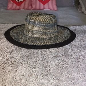 Straw Wide-Brim Sun Hat in Natural and Black